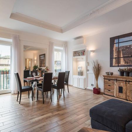 The Best Rent - Elegant Three-Bedroom Apartment A Few Steps From Fontana Di Trevi Luaran gambar